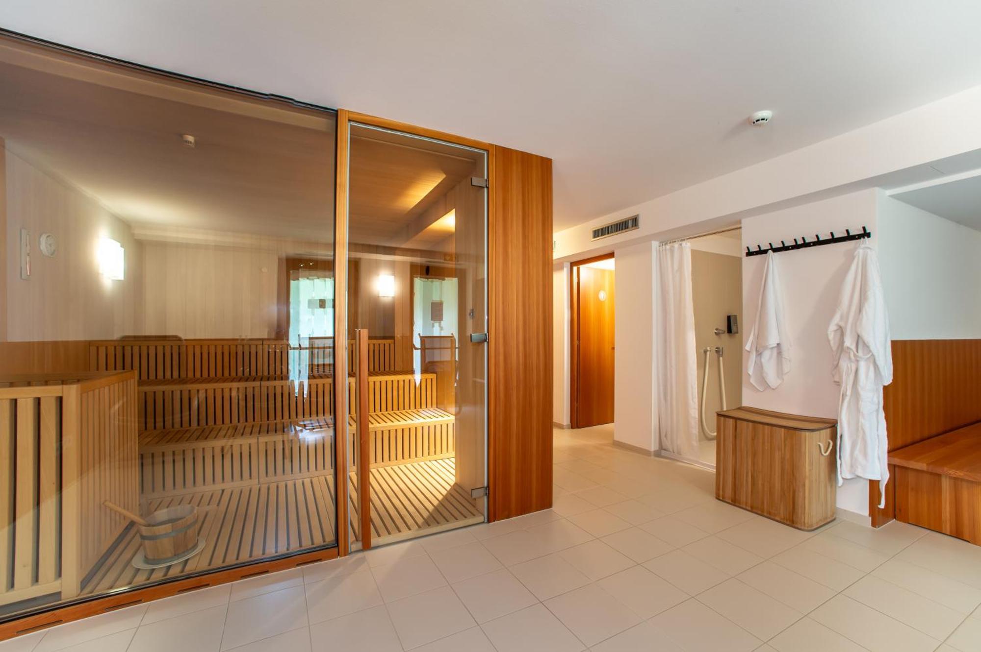 Bed & Breakfast Hotel Nives Солда Екстериор снимка